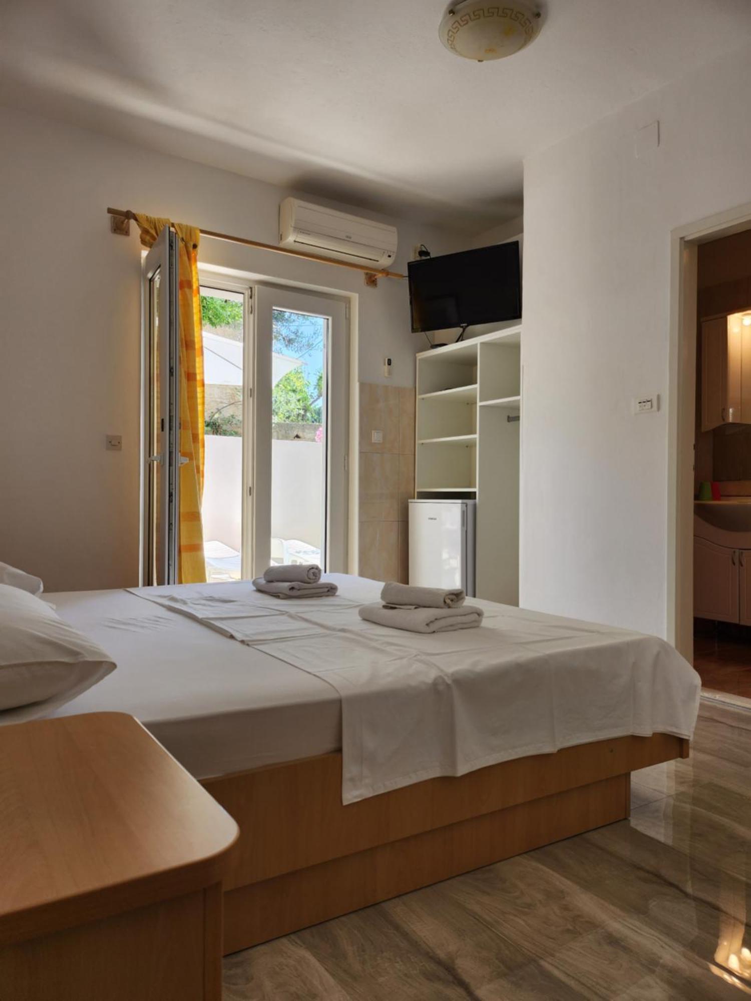 Zina Apartmants *